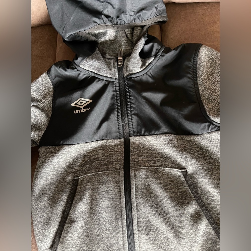 Boys Umbro jacket - small